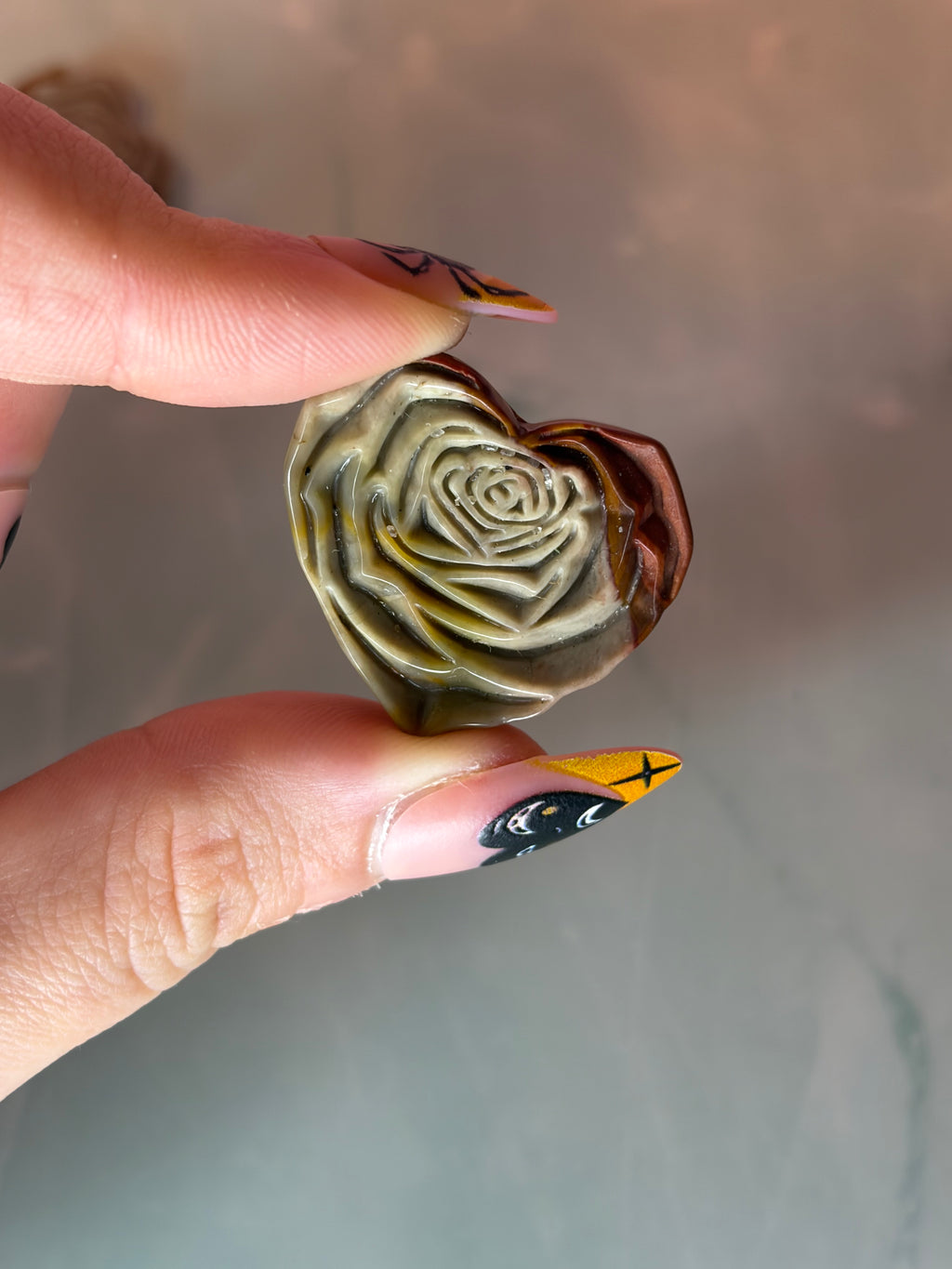 Alashan Agate Rose Heart Carving