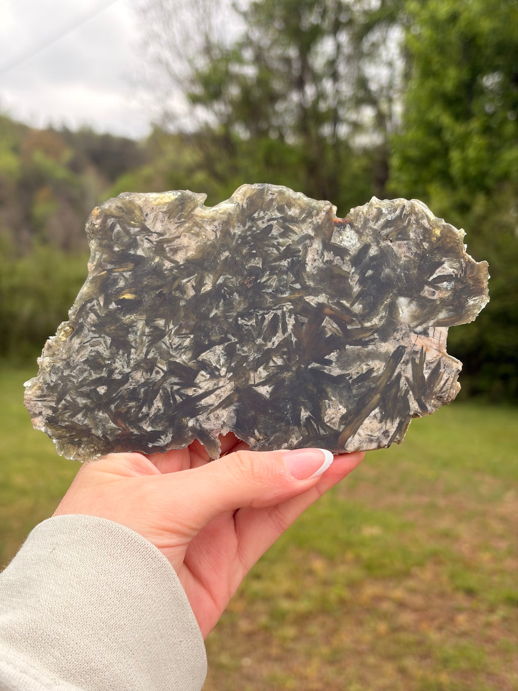 Sparkling Green Mica (Fuchsite) Slab w/ Stand
