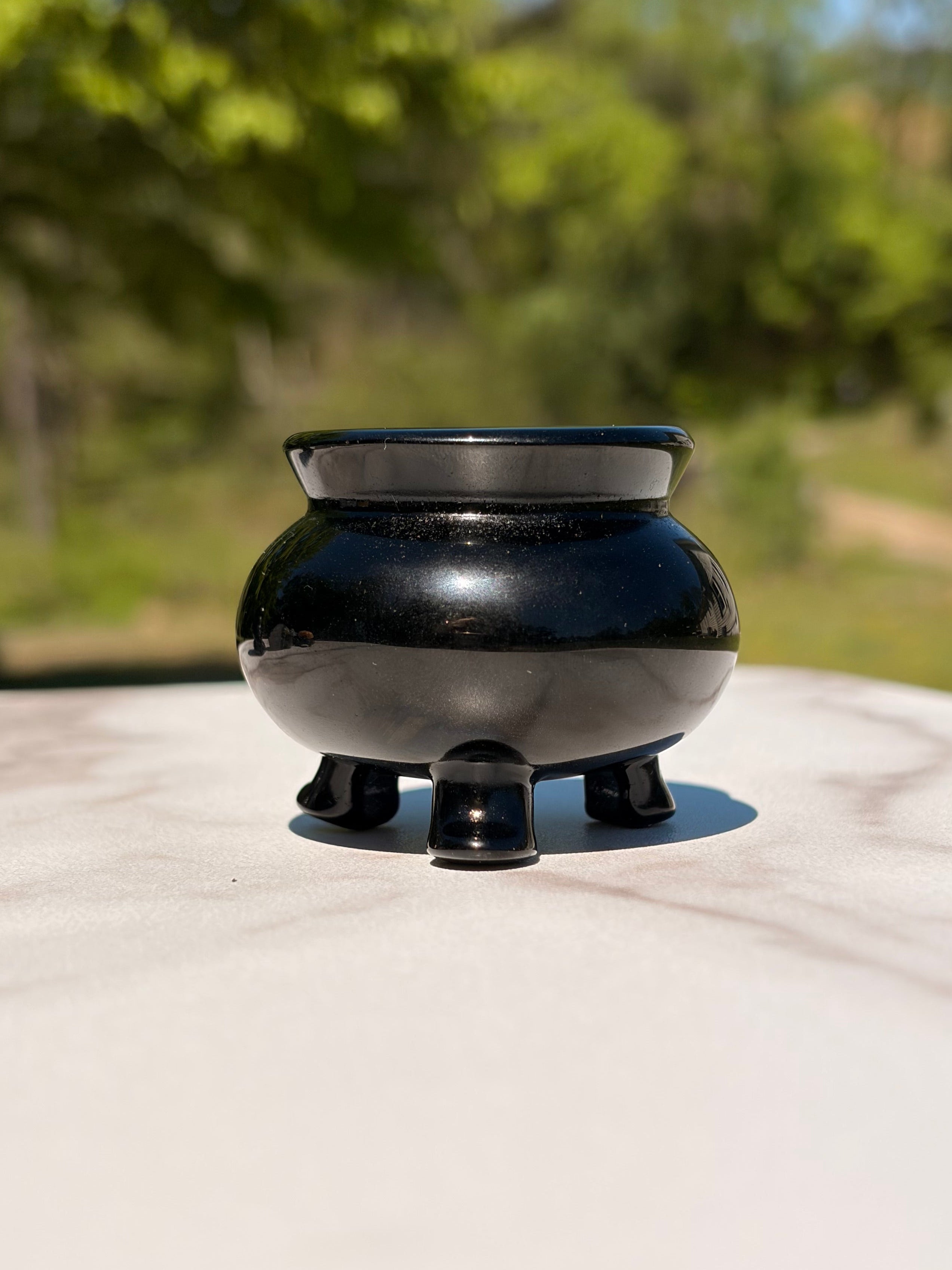 Black Obsidian Cauldron