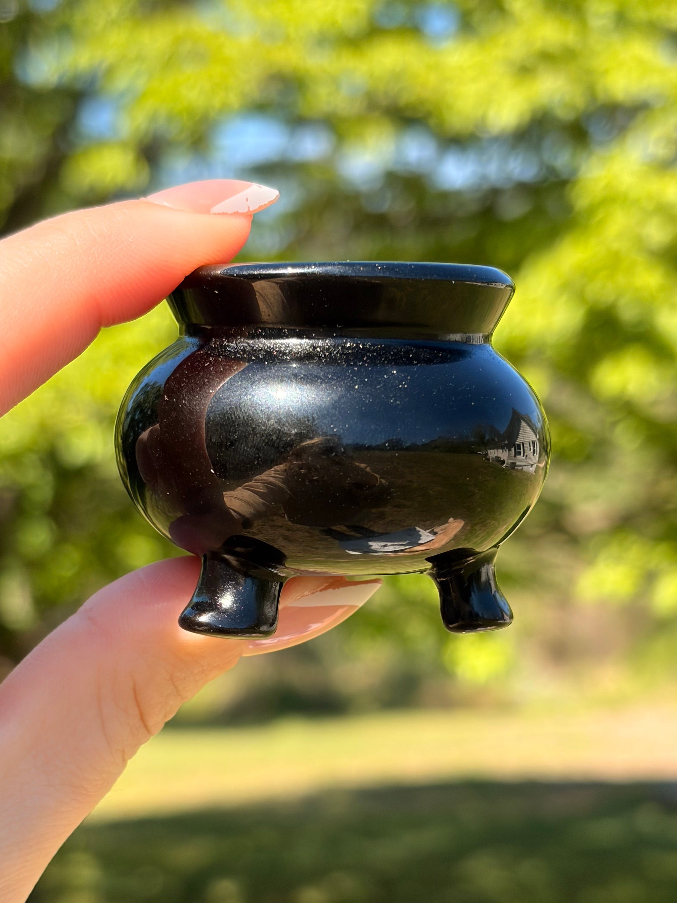 Black Obsidian Cauldron