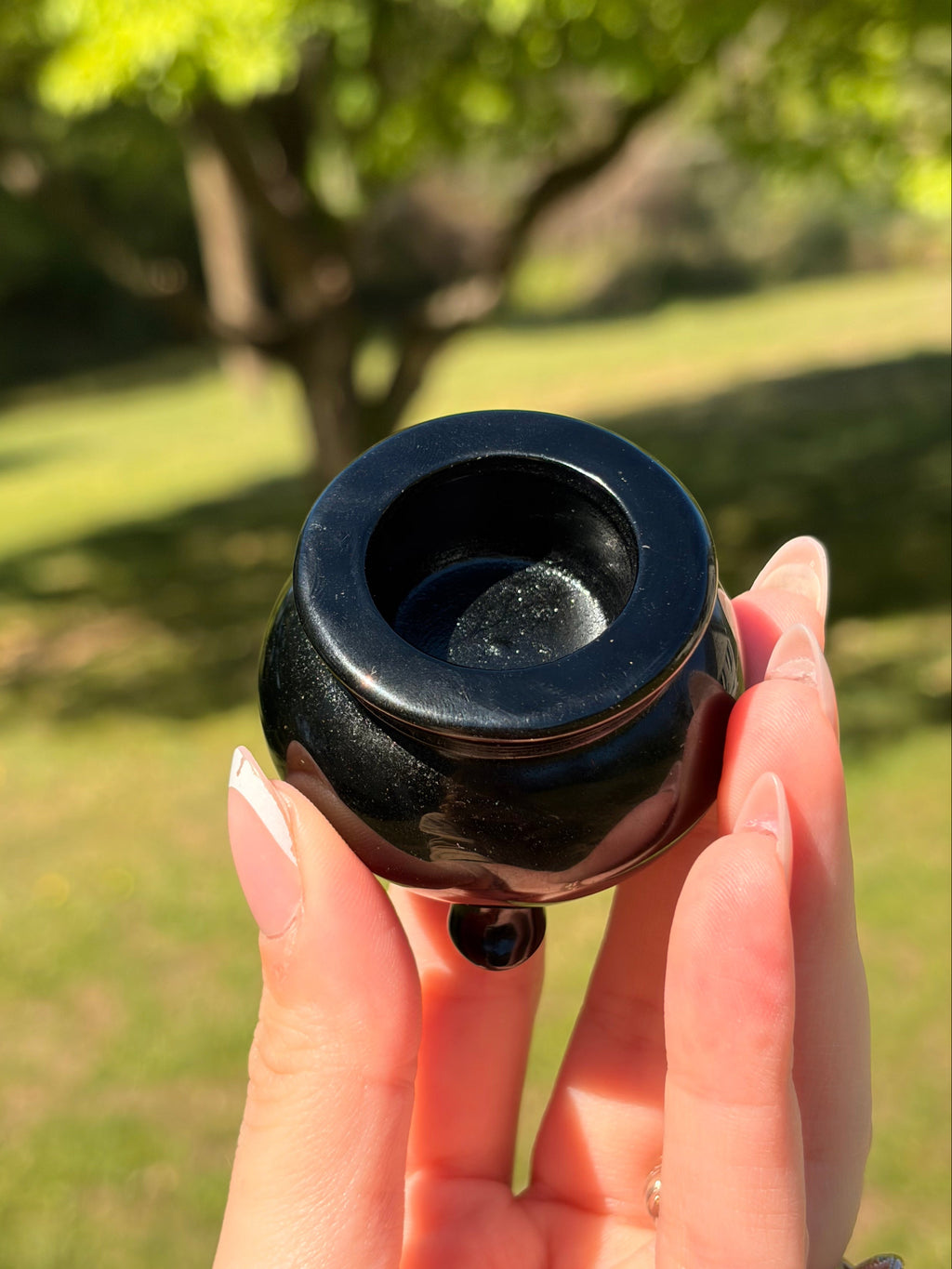 Black Obsidian Cauldron