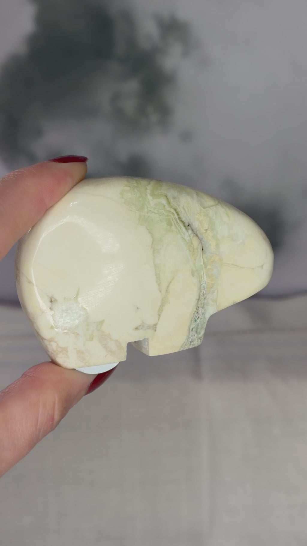 Green Maligano Jasper Bear Carving - Option A